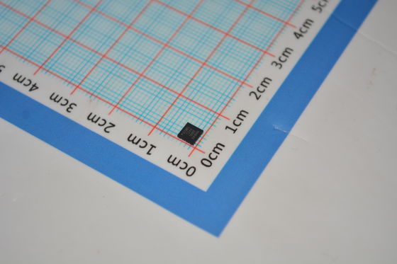 ATTINY24A-MUR Microcontrolador AVR de 8 bits con 2KB de Flash, velocidad de 12MHz, 128B de EEPROM, 12 pines de E/S, funcionamiento de 1.8V-5.5V, -40°C a +85°C y ultra bajo consumo para diseños compactos