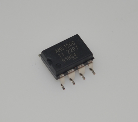 AMC1200SDUB Precision Isolated Delta-Sigma Modulator with ±250mV Input 5V Operation 20MHz Clock 78dB SNR High CMTI -40°C to 125°C SOIC-8 Safety Certification