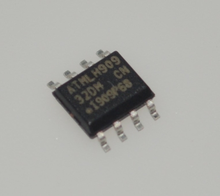 AT24C32D-SSHM-T 32Kb I2C Serial EEPROM 1.7V to 5.5V Wide Voltage 1MHz Speed 32-byte Page Hardware WP 1M Write Cycles 100-year Retention SOIC-8 Industrial Temp