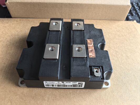 FZ2400R17HP4B2 1700V 2400A Módulo IGBT HiPerFET 4 Alta Densidad de Potencia Baja Vce(sat) Conmutación Rápida Alta Frecuencia SOA Robusta Para Accionamientos Industriales y SAI