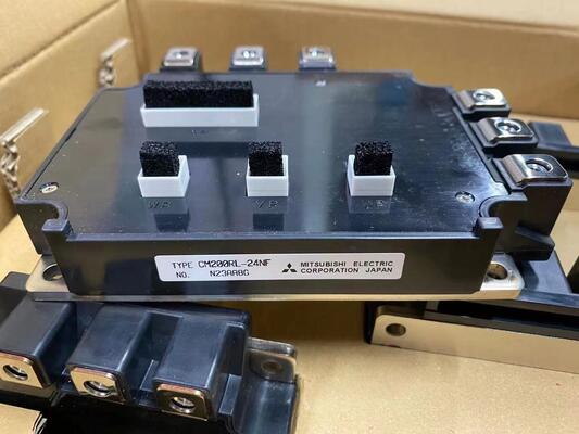 CM200RL-24NF 1200V 200A módulo IGBT dual VCE bajo (sat) Alta robustez de cortocircuito baja pérdida de conmutación para motores industriales y UPS de alta potencia