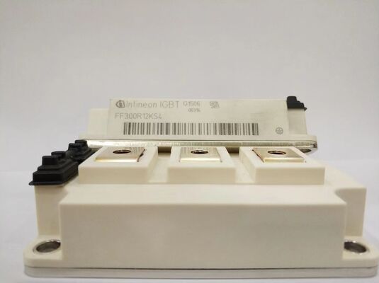 FF300R12KS4 1200V 300A Módulo IGBT Bajo VCE (sat) Alta robustez de cortocircuito Baja pérdida de conmutación Alto aislamiento para unidades industriales pesadas y UPS de alta potencia