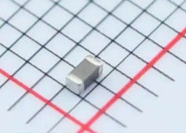 NCP18XH103F03RB: 10kΩ NTC Thermistor, 0603 Tamaño, precisión ±1%, -40°C a +125°C, potencia de 100 mW, AEC-Q200