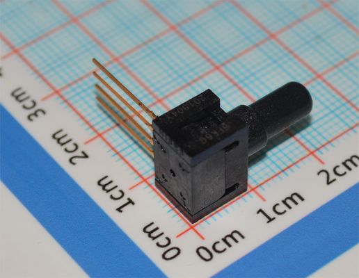 26PCFFA6G 6GHz Conector RF SMA Femenino 50Ω Impedancia Dorada de -65°C a +165°C Calificado IP67