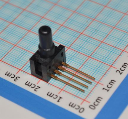 26PCFFA6G 6GHz Conector RF SMA Femenino 50Ω Impedancia Dorada de -65°C a +165°C Calificado IP67