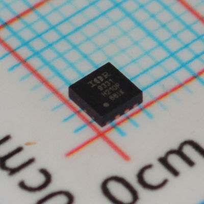IRFHM9331TRPBF 30V MOSFET N+P doble 5.3A/3.7A 0.045Ω/0.075Ω Rds ((on) DFN-10 175°C AEC-Q101