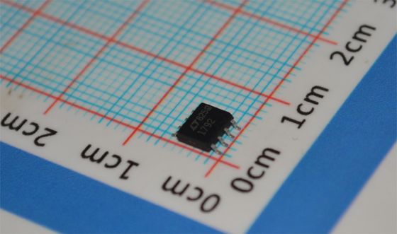 LT1792CS8 Regulador de bajo voltaje de 1.5A 3.3V/5V/ADJ 1V Caída de voltaje ±1% Precisión SO-8 -40°C a +125°C Bajo ruido