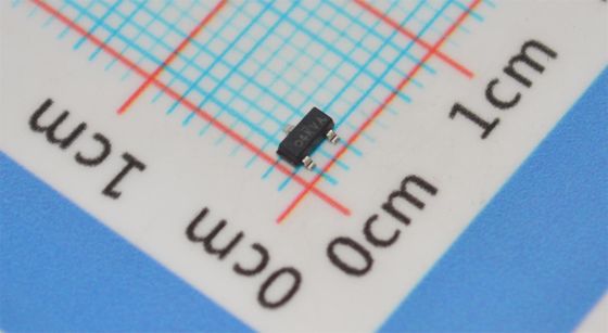 SI2333DDS-T1-GE3 MOSFET de canal P de 20 V, corriente continua de 4,1 A, 0,045 Ω Rds(on), accionamiento de nivel lógico de 1,8 V, TO-236-3 SC-59 SOT-23-3, -55 °C a +150 °C, calificado AEC-Q101