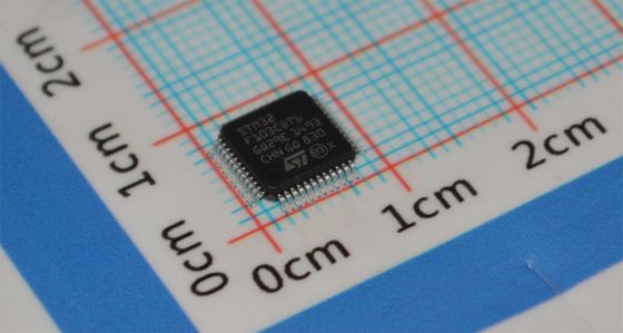 STM32F103CBT6 72MHz Cortex-M3 MCU 128KB Flash 20KB RAM 2x12 bits ADC 3xUSART USB/CAN LQFP-48 2.0-3.6V -40°C a +85°C Rendimiento de grado industrial