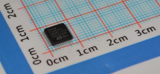 STM32F103CBT6 72MHz Cortex-M3 MCU 128KB Flash 20KB RAM 2x12 bits ADC 3xUSART USB/CAN LQFP-48 2.0-3.6V -40°C a +85°C Rendimiento de grado industrial