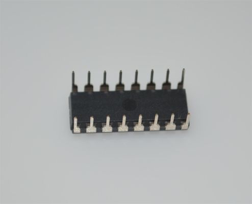 UC2846N Controlador PWM de modo de corriente 500kHz, 8-40V Entrada 1A Totem Pole DIP-16 -40°C a +85°C