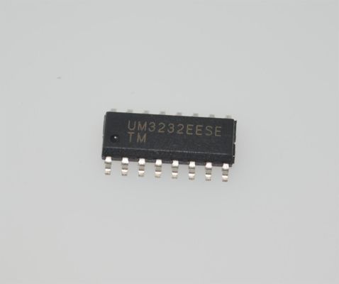 UM3232EESE Transceptor RS-232 de 3V-5.5V 1Mbps 2Tx/2Rx ±15kV ESD SOIC-16 -40°C a +85°C