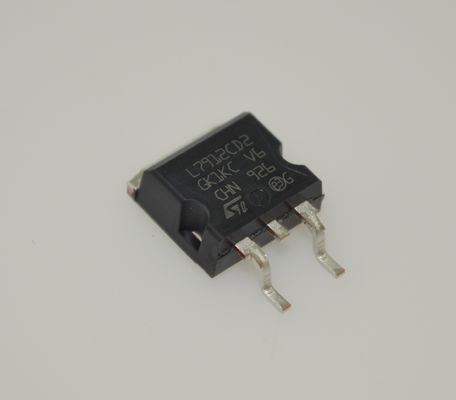 L7912CD2T-TR - Regulador de voltaje de salida fija de -12V con 1.5A de corriente, protección térmica y contra cortocircuitos, amplio rango de entrada (-35V), baja caída de tensión, encapsulado TO-263