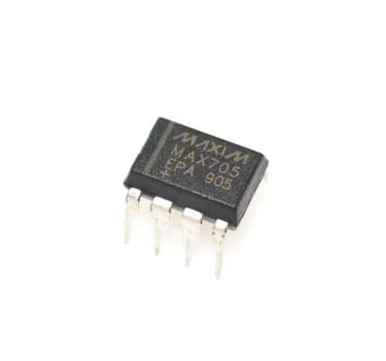 MAX705EPA Supervisor del microprocesador 4.65V Umbral de 200 ms Reinicio de pulso 5V Suministro DIP-8 -40°C a +85°C