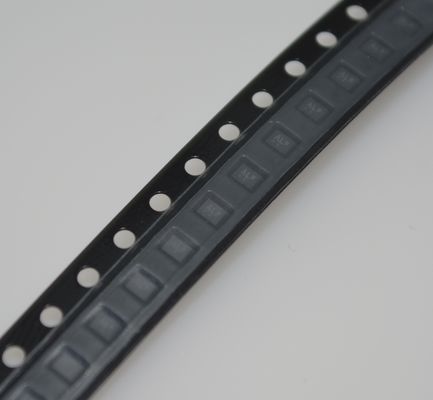 NLAS2750MUTAG Baja resistencia (0,6Ω) Conmutación de alta velocidad 1,8V-5,5V Protección ESD de gran voltaje Pequeño paquete SOT-23 Compatible con RoHS Ideal para dispositivos portátiles e IoT