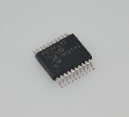 PIC16F685-I/SS 8-bit Flash MCU 20MHz Velocidad 3.5KB Memoria 256B EEPROM 12x10-bit ADC 25 pines de I/O Amplio rango 2.0-5.5V Industrial -40°C a +85°C Paquete SSOP-20 para control integrado