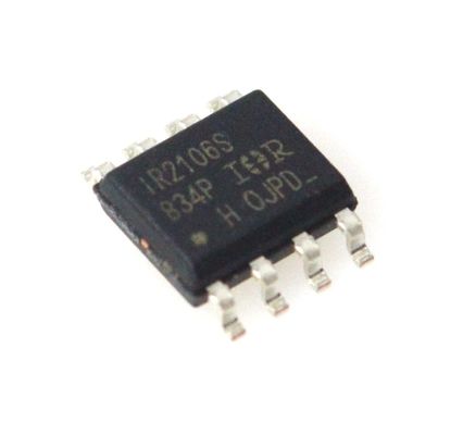 IR2106STRPBF 600V conductor de medio puente 200mA salida con conmutación rápida UVLO, bajo retraso de propagación SOIC-8 ideal para motores y inversores