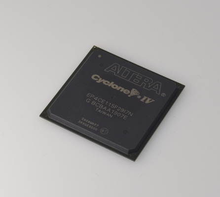 EP4CE115F29I7N FPGA Cyclone IV 114K LEs 3.9Mbit RAM Velocidad 266MHz Voltaje del núcleo 1.2V 622 Pines de E/S Soporte PCIe Temperatura industrial (-40°C a 100°C) Cumple con RoHS Paquete FBGA de 780 pines