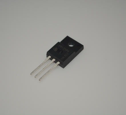 IPA60R125P6 600V/125A MOSFET 60mΩ RDS ((on) TO-247 Paquete de conmutación rápida de alta eficiencia de grado automotriz Rendimiento térmico robusto - ideal para motores y inversores