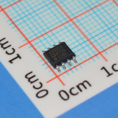 ADR02ARZ Precisión 5.0V Referencia de voltaje ruido ultrabajo 4μVpp 0.02% Precisión inicial 3ppm/°C Drift 10mA Salida 1,2V a 15V Rango