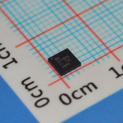 BQ24780SRUYR Cargador de batería de alta eficiencia con control I2C, carga rápida de 7A, amplio rango de entrada de 5V-24V, soporte multicelda, protección avanzada y modo de bajo consumo para dispositivos portátiles