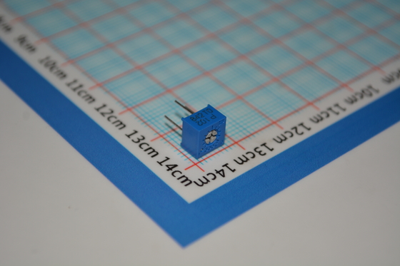 3362P-1-102LF Trimpot 1kΩ Potenciómetro de Precisión de 10 Vueltas ±10% Tolerancia Montaje de Orificio Pasante Elemento de Cermet Ajustabilidad Confiable Ideal para Calibración y Ajuste de Circuitos