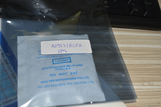 Generador de reloj AD9531BCPZ, salida de 1.6 GHz, jitter <1ps, alimentación de 3.3V/5V, control SPI, salidas LVDS/PECL, temperatura industrial para 5G/inalámbrico/redes