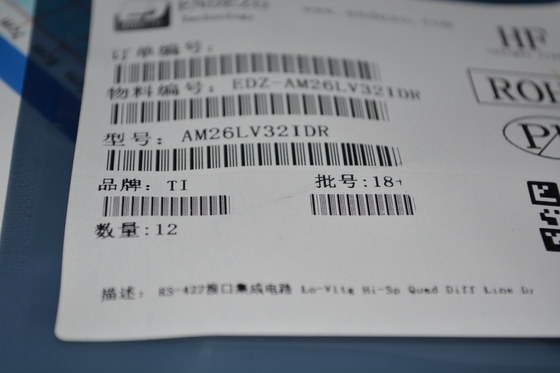 AM26LV32IDR Quad Differential Receiver 3V a 3.6V Funcionamiento 32Mbps ±15kV ESD A prueba de fallos 8kV HBM Industrial Temp TTL/CMOS para redes RS-422/485