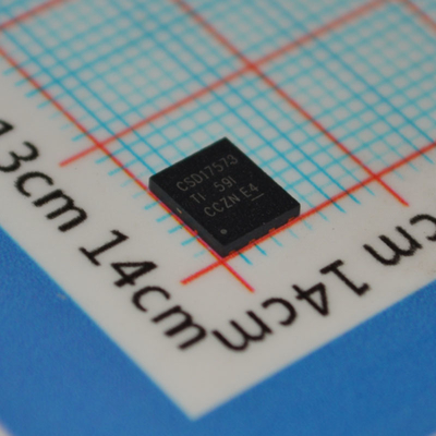 CSD17573Q5BT 40V N-Channel NexFET™ MOSFET with 1.7mΩ RDS(on) 75A Current 175°C Rating Low Qg 5mm×6mm SON Package AEC-Q101 Qualified & Lead-Free Design
