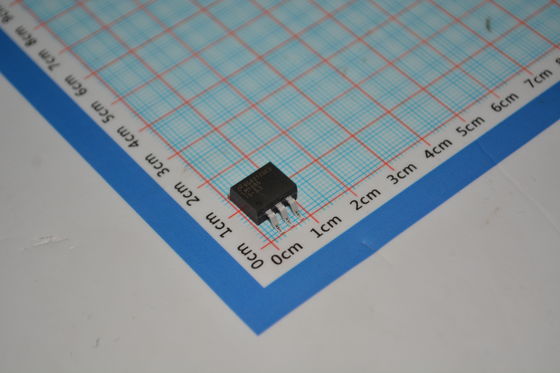 LM1085ISX-3.3 3.3V Salida Fija 3A Baja Caída de Tensión (1.5V) Protección Térmica y de Corriente Paquete TO-263 4.75V-15V Entrada Respuesta Rápida Temperatura Industrial (-40°C a +125°C)