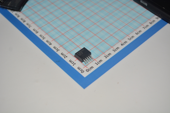 LM2595S-ADJ Buck Converter Ajustable 1.23V-37V Salida 3A Carga 150kHz Frecuencia 75% Eficiencia Protección térmica Baja pérdida amplia 4.5V-40V Entrada compacta TO-263 paquete