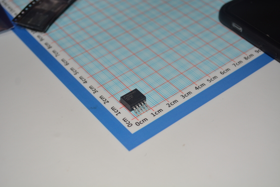 LM2595S-ADJ Buck Converter Ajustable 1.23V-37V Salida 3A Carga 150kHz Frecuencia 75% Eficiencia Protección térmica Baja pérdida amplia 4.5V-40V Entrada compacta TO-263 paquete