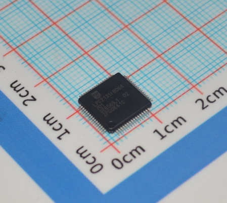 LPC2131FBD64/01,15 MCU ARM7 RISC de 32 bits, 64 KB Flash, 16 KB RAM, velocidad de 60 MHz, USB 2.0, 2x UART, 64-LQFP, -40°C a +85°C, grado industrial