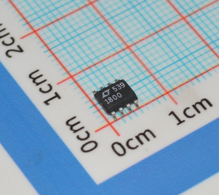 LT1800CS8#PBF Op Amp 100MHz Ganancia BW 450V/μs Tasa de deslizamiento 3,5nV/√Hz Ruido 2,7-12,6V Suministro de I/O de tren a tren de 8 pines SOIC -40°C a 85°C Baja potencia