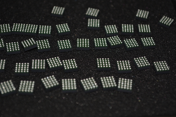 LTM4622IY 4A 20V Regulador sincrónico de μMódulo de descenso de paso con 95% de eficiencia 3.1-20V Entrada ± 1,5% de salida Precisión de 2.5MHz Conmutación y paquete BGA de 6,25 mm × 6,25 mm