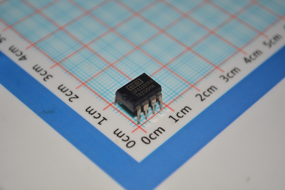 OPA2251PA Amplificador de doble operación de precisión con ancho de banda de 10 MHz Bajo 0.5μV/°C Drift 1.1μVpp Ruido Salida de tren a tren ±2.25V a ±18V Alimentación y paquete DIP de 8 pines