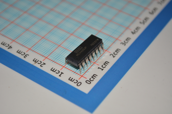 RCV420JP Receptor de precisión 4-20mA impulsado por bucle con una precisión del 0,1% Voltagem de salida en el chip de referencia Ultrabaja deriva y ruido para sistemas industriales robustos