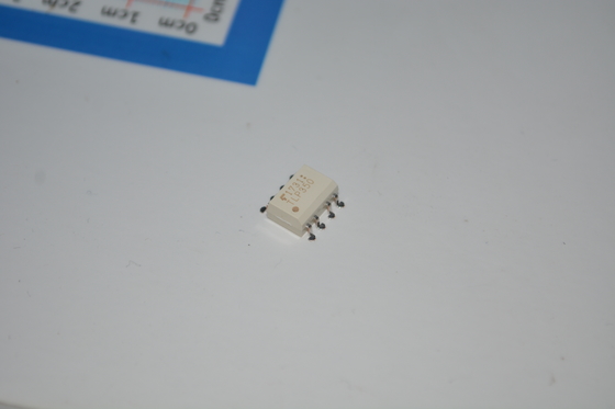 Controlador de puerta IGBT/MOSFET de alta velocidad TLP350H de 1 Mbps con salida de 0,7 A/0,5 A, inmunidad de 15 kV/µs, umbral de 5 mA, aislamiento de 5000 Vrms, compatible con CMOS en encapsulado SO6 compacto