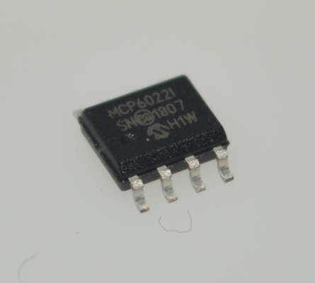 MCP6022-I/SN Amp de doble operación 2.7-5.5V Amp de amplio voltaje 10MHz Ancho de banda 7V/μs Tasa de deslizamiento 120dB CMRR I/O de tren a tren 0,9mA Baja potencia paquete SOIC-8 grado industrial