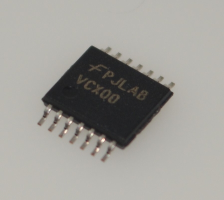 74VCX00MTCX Compuerta NAND de 2 entradas y 2.3-3.6V con entradas/salidas tolerantes a 3.6V, salida balanceada de 100mA, retardo ultrabajo <2.5ns en encapsulado TSSOP-14 pequeño