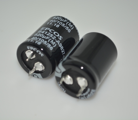 B41252A9827M000 EPCOS/TDK 820nH Ferrite Core Inductor 10% Tolerance 7.8A Saturation Current 9.5A Thermal Current -55°C to +150°C RoHS Compliant Automotive Grade AEC-Q200 Certified