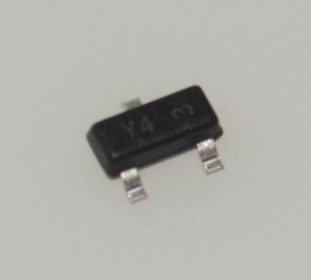 BZX84C15LT3G 15V Zener SOT-23 225mW Corriente de baja fuga Alta estabilidad Protección contra sobretensiones Cinta y bobina sin halógenos Embalaje ideal para PCB con espacio limitado