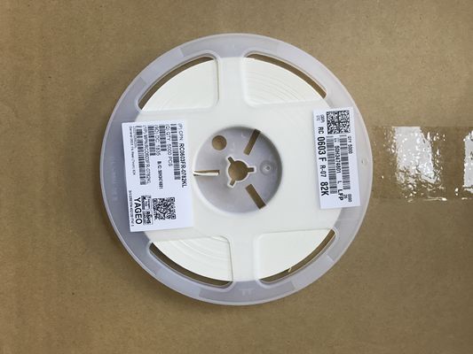 RC0603FR-0782KL 82kΩ Resistencia de película delgada, caja 0603, tolerancia ±1%, TCR ±100ppm/°C, potencia 0.1W, libre de halógenos, cumple con RoHS. Ideal para circuitos de alta impedancia e interfaces de sensores