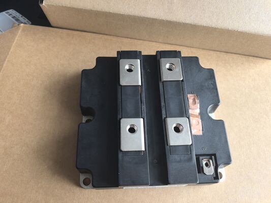 FZ2400R17HP4B2 1700V 2400A Módulo IGBT HiPerFET 4 Alta Densidad de Potencia Baja Vce(sat) Conmutación Rápida Alta Frecuencia SOA Robusta Para Accionamientos Industriales y SAI