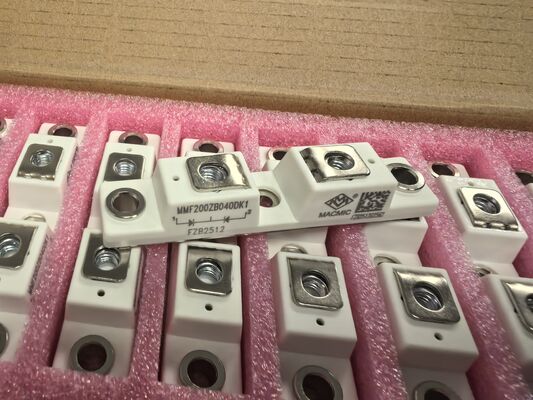 MMF200ZB040DK1 200A SiC MOSFET Modulo de potencia 400V Bajo Rds ((on) 1.6mΩ Alta eficiencia Alta velocidad de conmutación de calidad automotriz Liquido refrigerado para inversores de tracción xEV