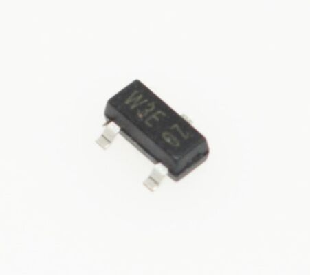 PBSS5130T-QR 30V 5A Transistor PNP Bajo VCE (sat) 85mV Aumento de corriente alta SOT-223 Paquete de grado automotriz AEC-Q101 Para conmutación de carga y control del motor