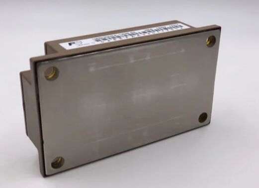 1MB1300SA-120B-52 1200V 1300A Módulo IGBT de medio puente Baja Vce(sat) Alta robustez a cortocircuitos Baja pérdida de conmutación Tecnología de ajuste a presión Para accionamientos industriales pesados y SAI de alta potencia