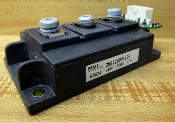 Módulo IGBT 2MBI200N-120 de 1200V y 200A, bajo Vce(sat), baja pérdida, alta robustez contra cortocircuitos, NTC integrado para accionamientos de motores y SAI industriales