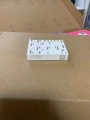 35ACC12F4V1 Transistor PNP Automotriz de 12V 3.5A Baja VCE(sat) 250mV Alta Ganancia de Corriente Encapsulado SOT-223 Calificado AEC-Q101 Para Conmutación de Carga y Control de Motor en Vehículos