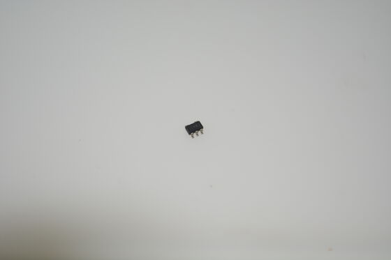 TLV6001IDBVR Amplificador operacional de carril a carril de 1,8 V a 5,5 V, bajo consumo, 10 µA, GBW de 1 kHz, micro-paquete SOT-23 para sensores alimentados por batería y dispositivos portátiles